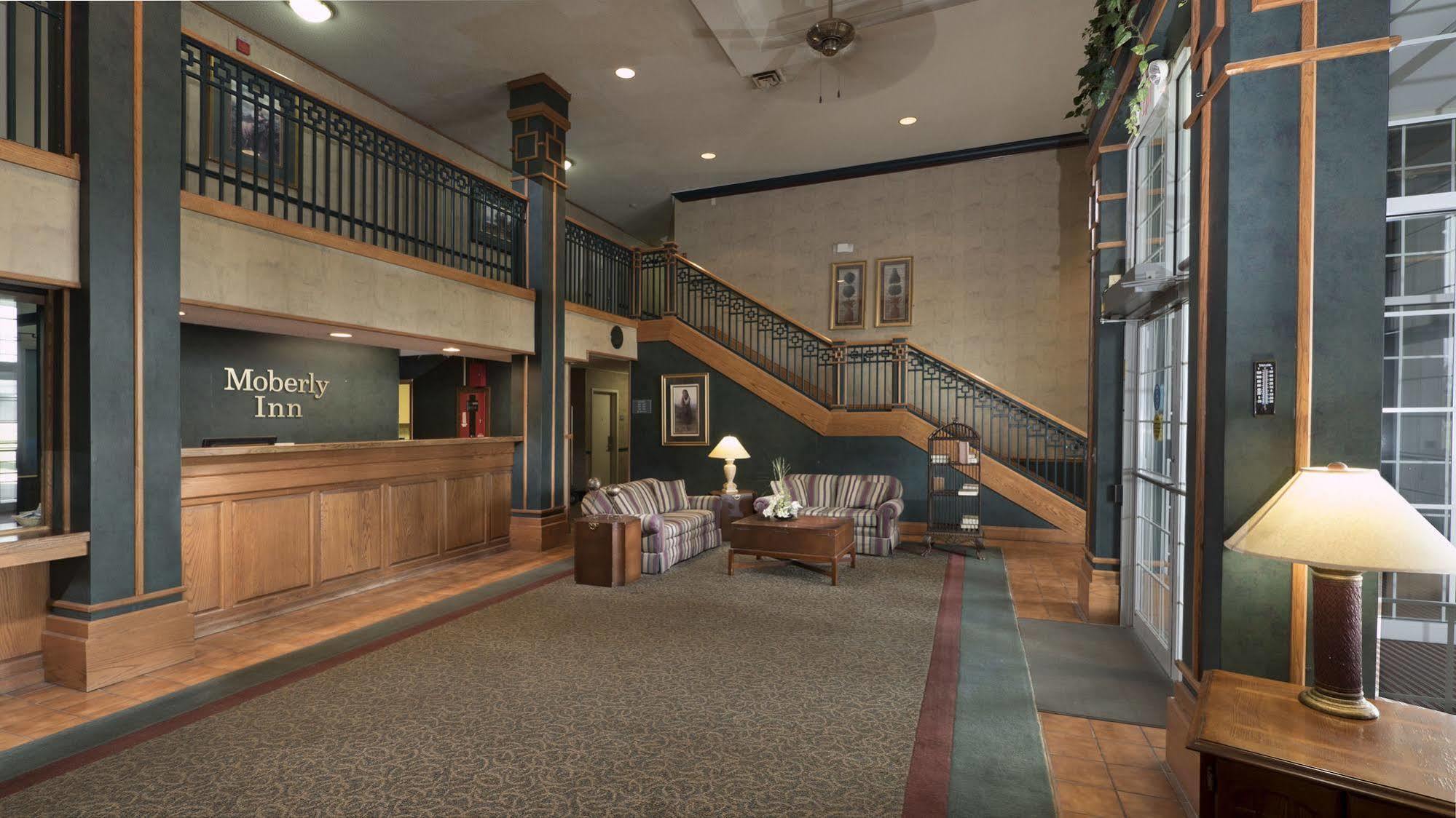 Moberly Inn & Suites Luaran gambar